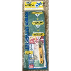 VINTAGE OLFA ROTARY CUTTER SET - OSAKA, JAPAN - 17" X 6" MAT - CUTTER - NEW
